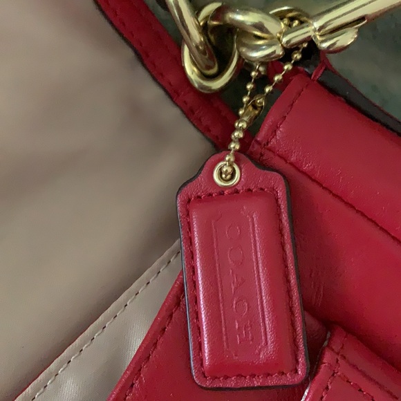 Coach Taylor F27481 Coral Colored Leather Flap Bag - Picture 8 of 9